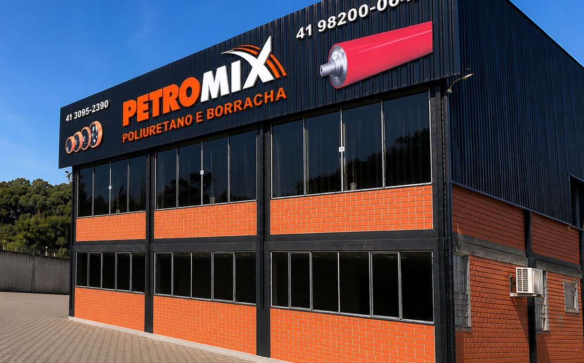 Fachada da fábrica da Petromix em Almirante Tamandaré, PR